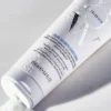 Easy detangling and super weightless hydration for fine, thin hair; 3 levels of heat protection (2)